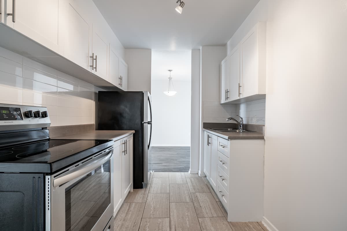 Panorama Apartments - Bachelor available at 18 Panorama Court, Etobicoke 2
