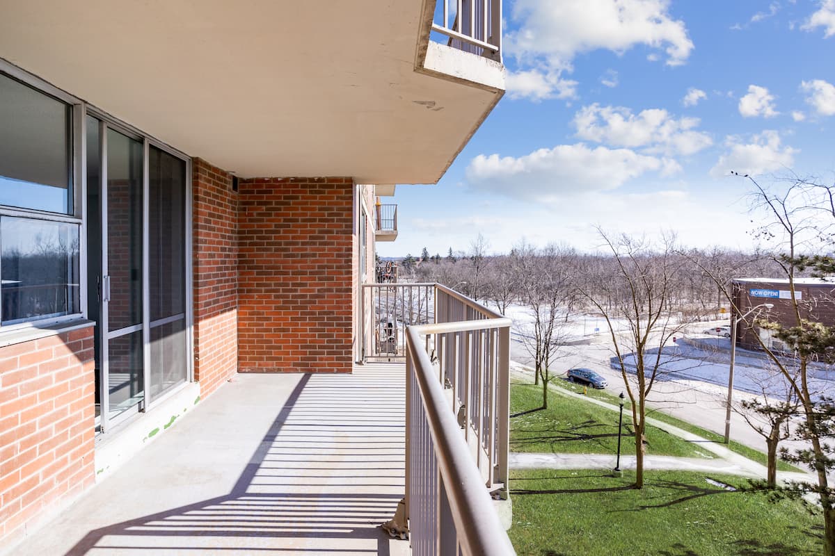 Panorama Apartments - Bachelor available at 18 Panorama Court, Etobicoke 5