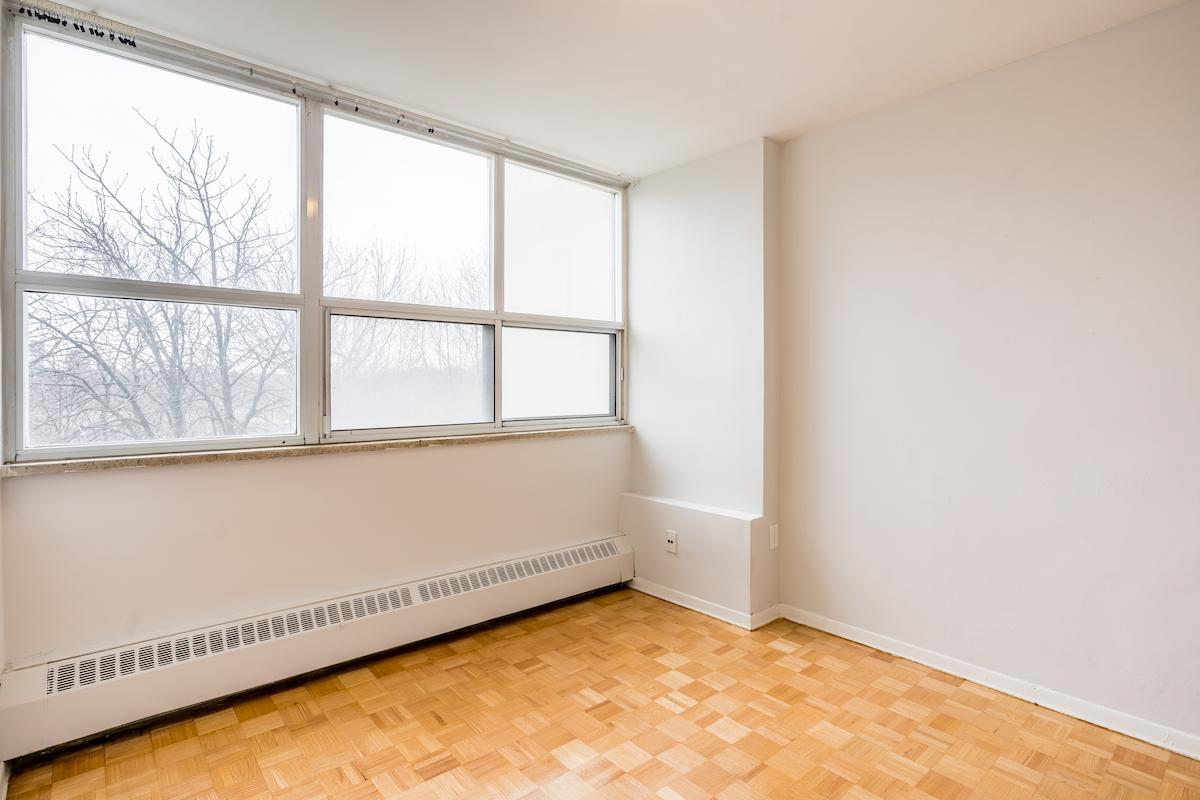 Eastmount Apartments - 1 Bedroom available at 33 Eastmount Avenue, Toronto 4