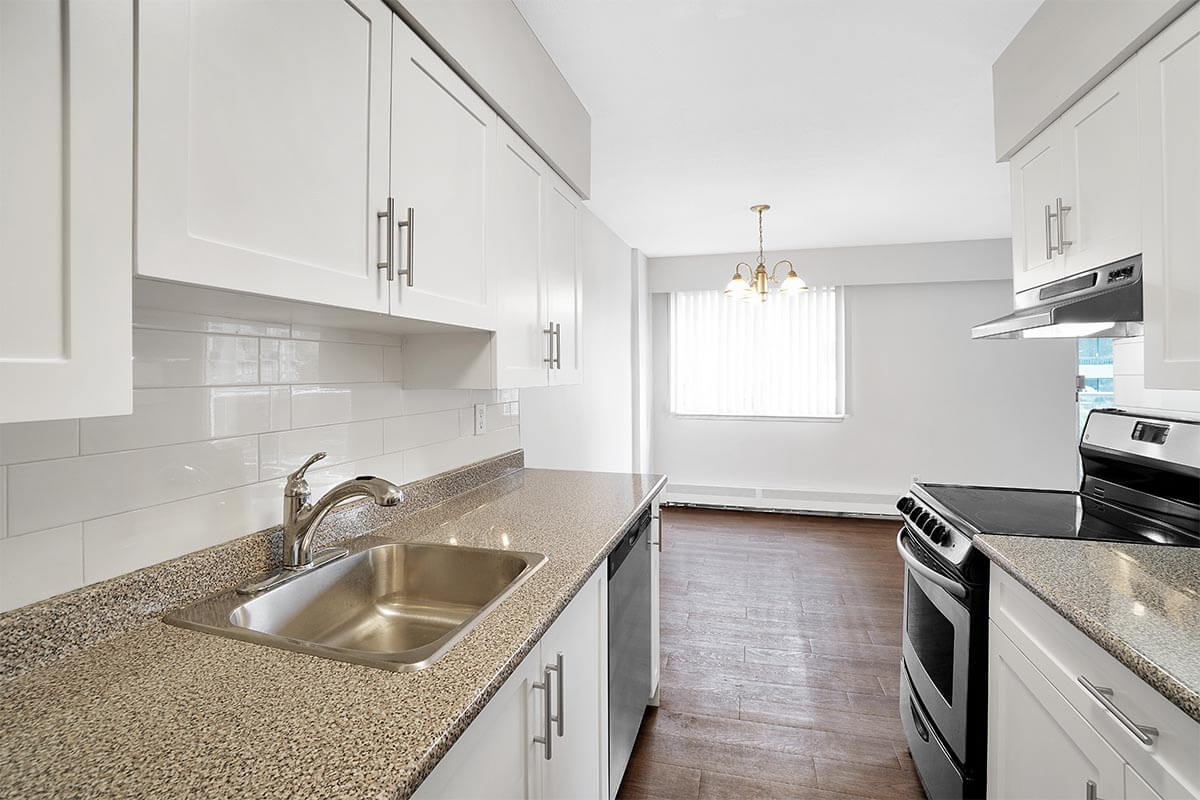 Ocean Park Place Apartments - 1 Bedroom available at 990 Broughton Street, Vancouver 5