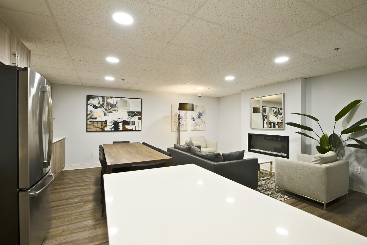 Park Royal Village Apartments - 3 Bedroom available at 2360 Bonner Road, Mississauga 3