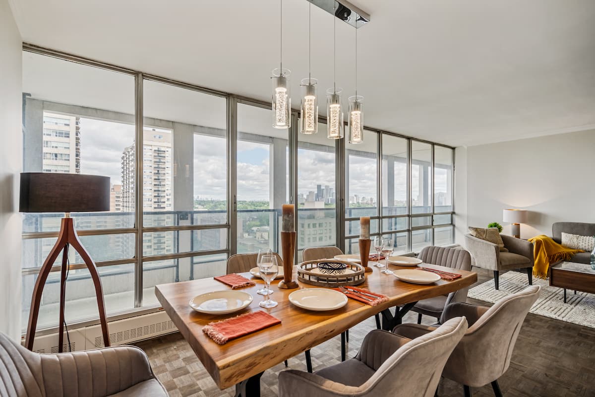 The Thomas - 1 Bedroom available at 355 St. Clair Avenue West, Toronto 4