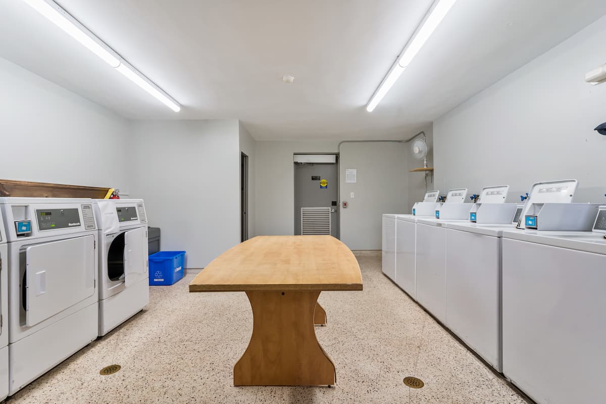La Contessa - 2 Bedroom available at 140 Nonquon Road, Oshawa 5