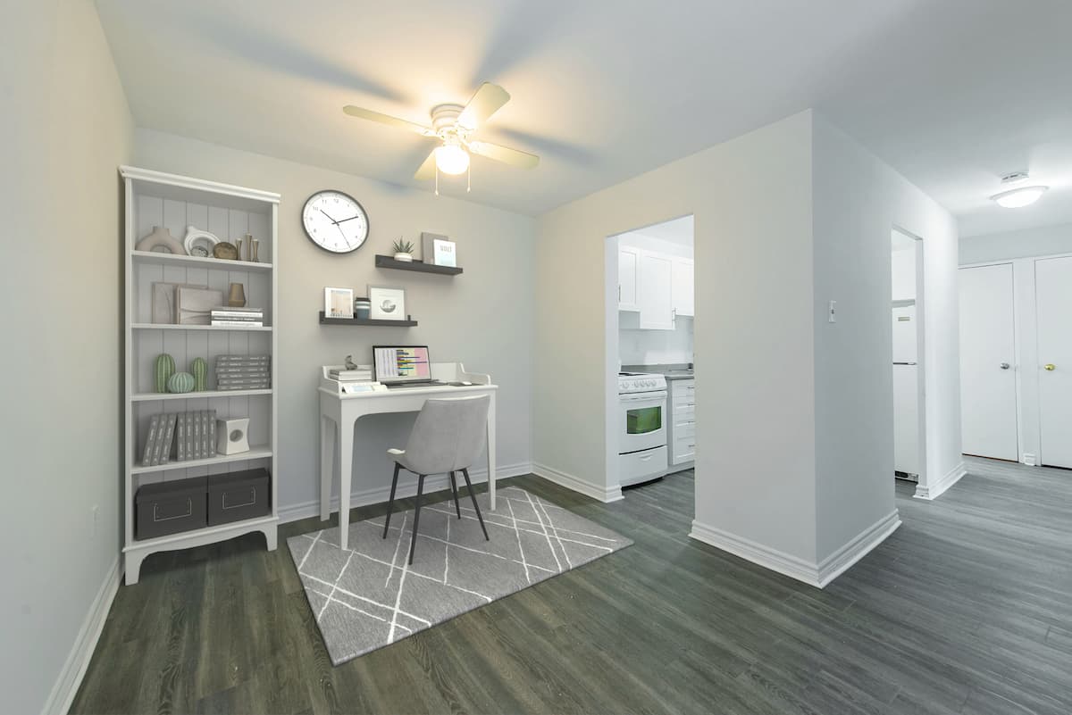 Canterbury Court - 3 Bedroom available at 160, 180, 185, 190 Canterbury Court 5