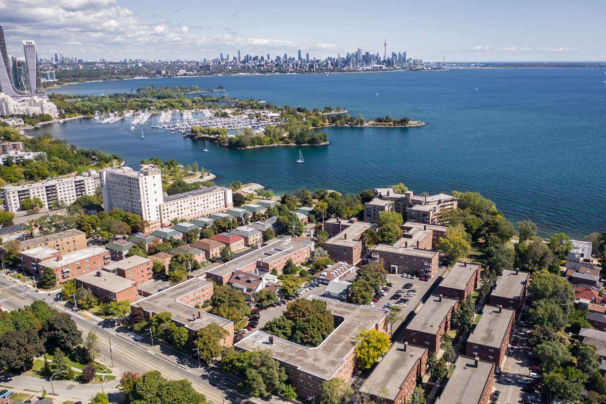 Mimico Estates - 1 Bedroom available at 2527 Lake Shore Blvd West, Etobicoke 4