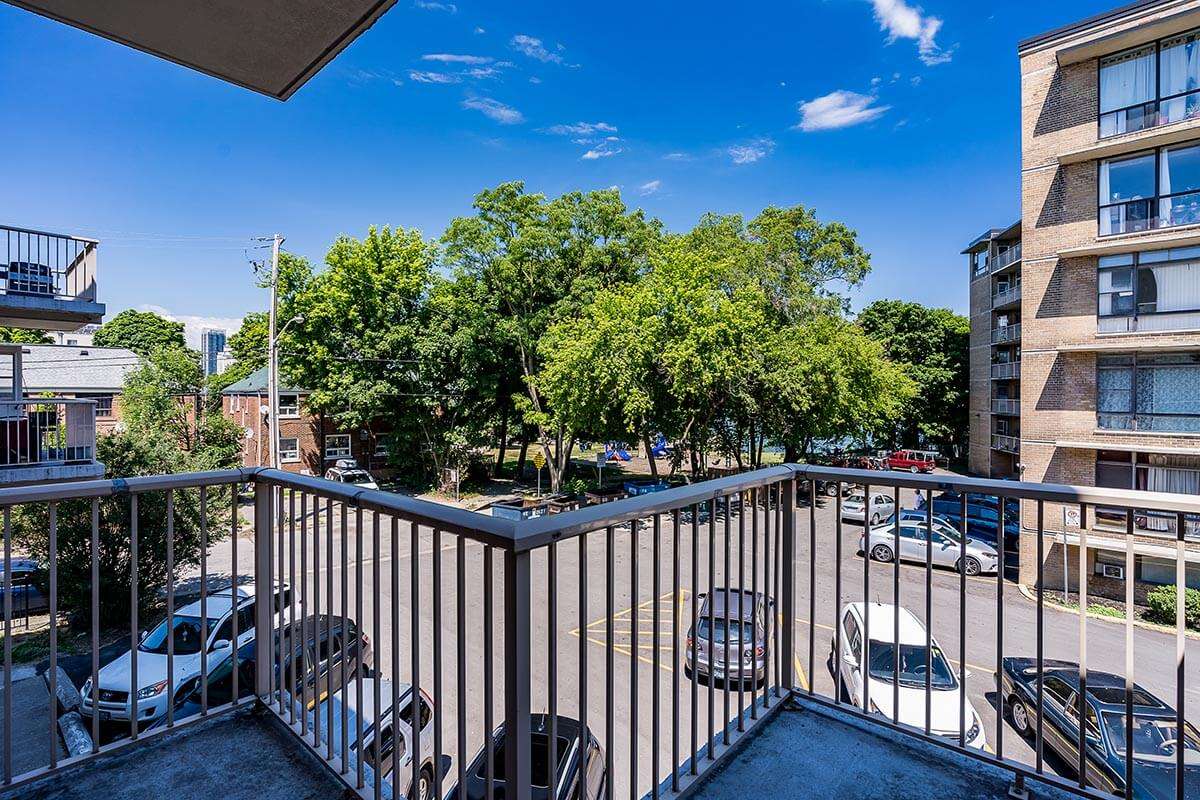 Mimico Estates - 2 Bedroom available at 2527 Lake Shore Blvd West, Etobicoke 3