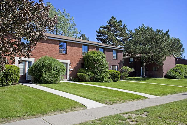Balmoral Townhomes - Townhouse (4 bedroom) available at Balmoral Drive, Brampton 5