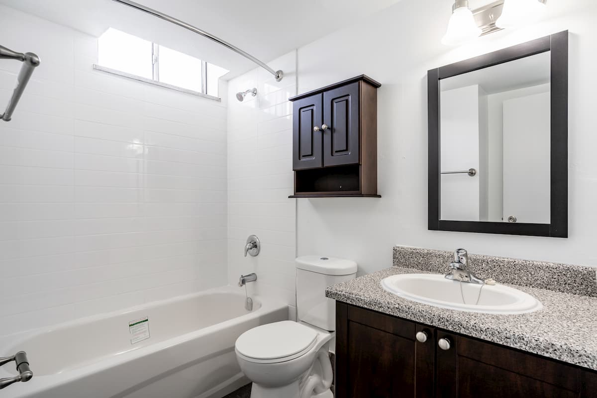 30 Tuxedo Court Apartments - Bachelor available at 30 Tuxedo Court, Scarborough 3