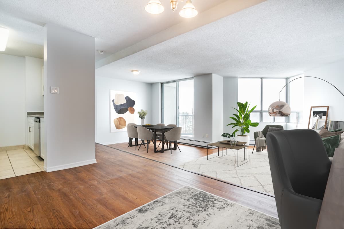 Highland Village - 2 Bedroom available at 501 Wilkins Street, London 5