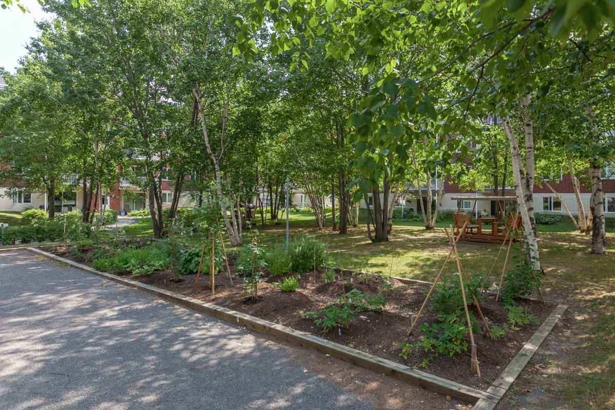 Faubourg de la Pointe and Domaine Laudance Apartments - 3 Bedroom - 900, 920 Laudance, 3780,3786,3792,3793, 3798 Le Marié, 3700, 3706 des Compagnons. 4