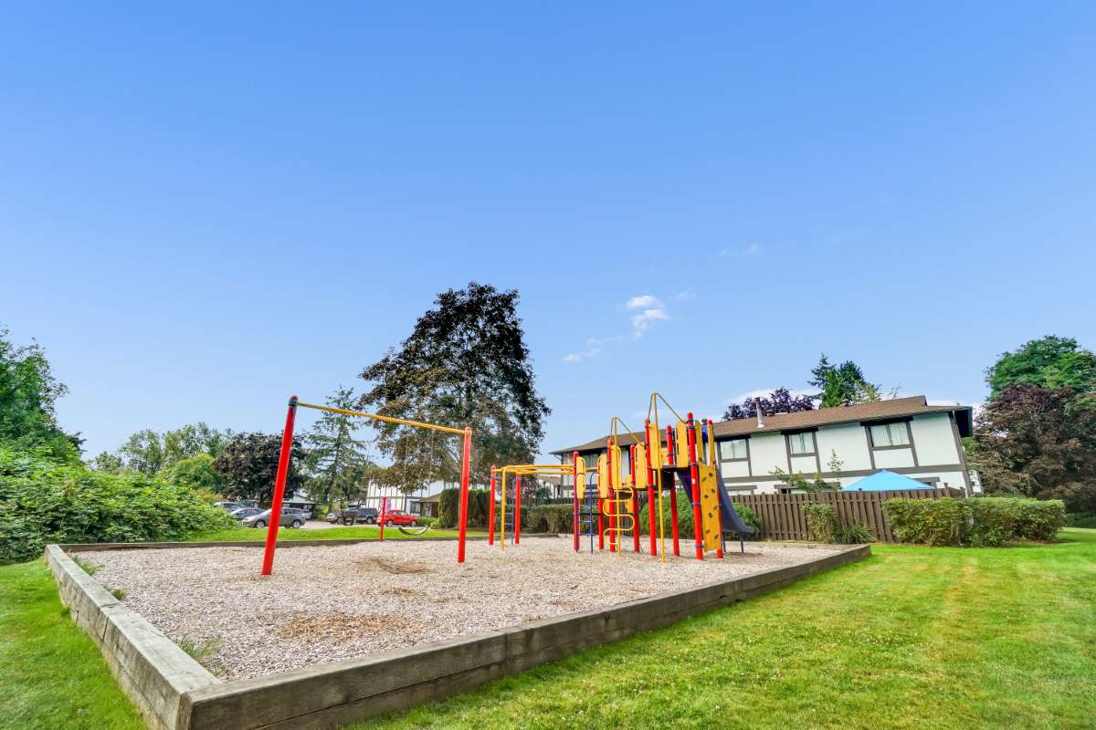 Creek Park Townhomes - Townhouse (2 bedroom) available at 5300 - 207 Street, Langley 4