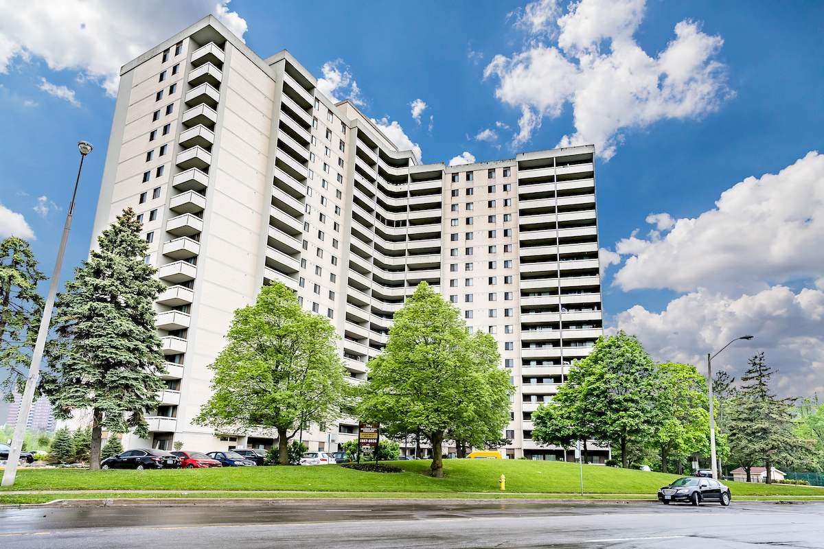 Murray Ross Apartments - 1 Bedroom available at 500 Murray Ross Parkway, North York 2