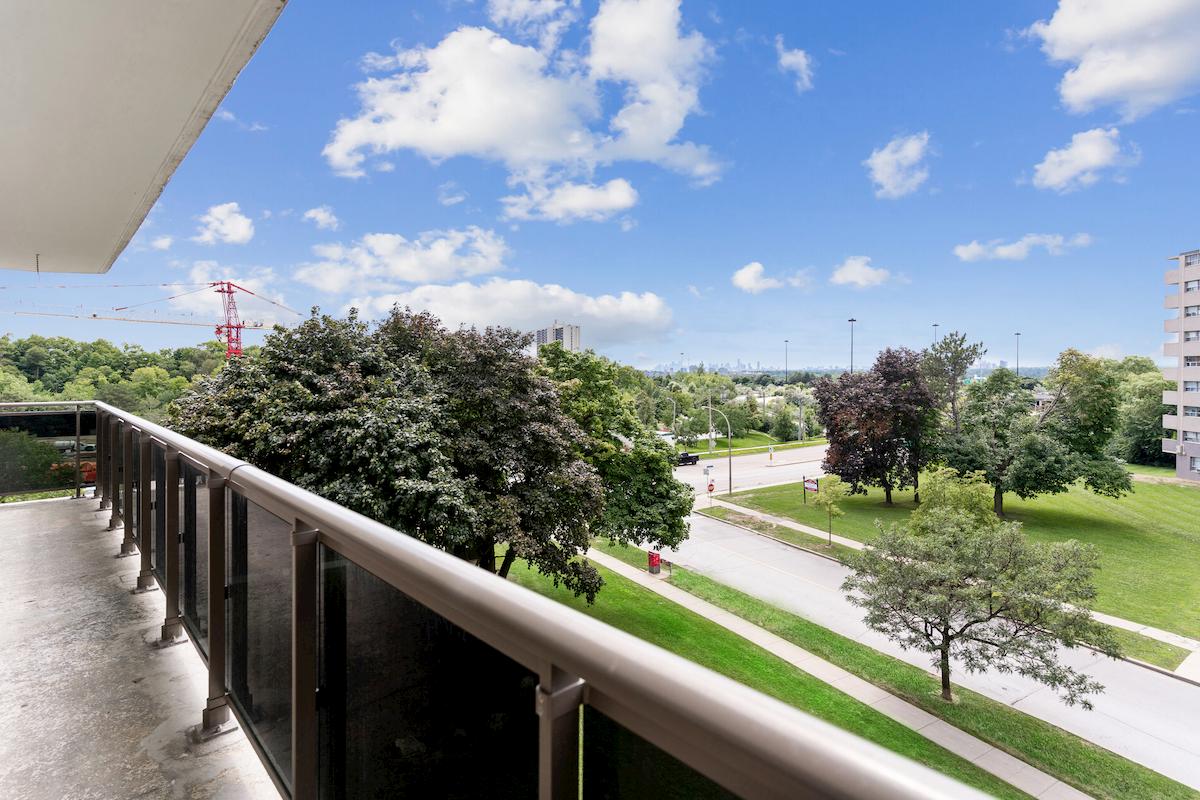 Don View Towers - 1 Bedroom available at 1216 York Mills Road, North York 3