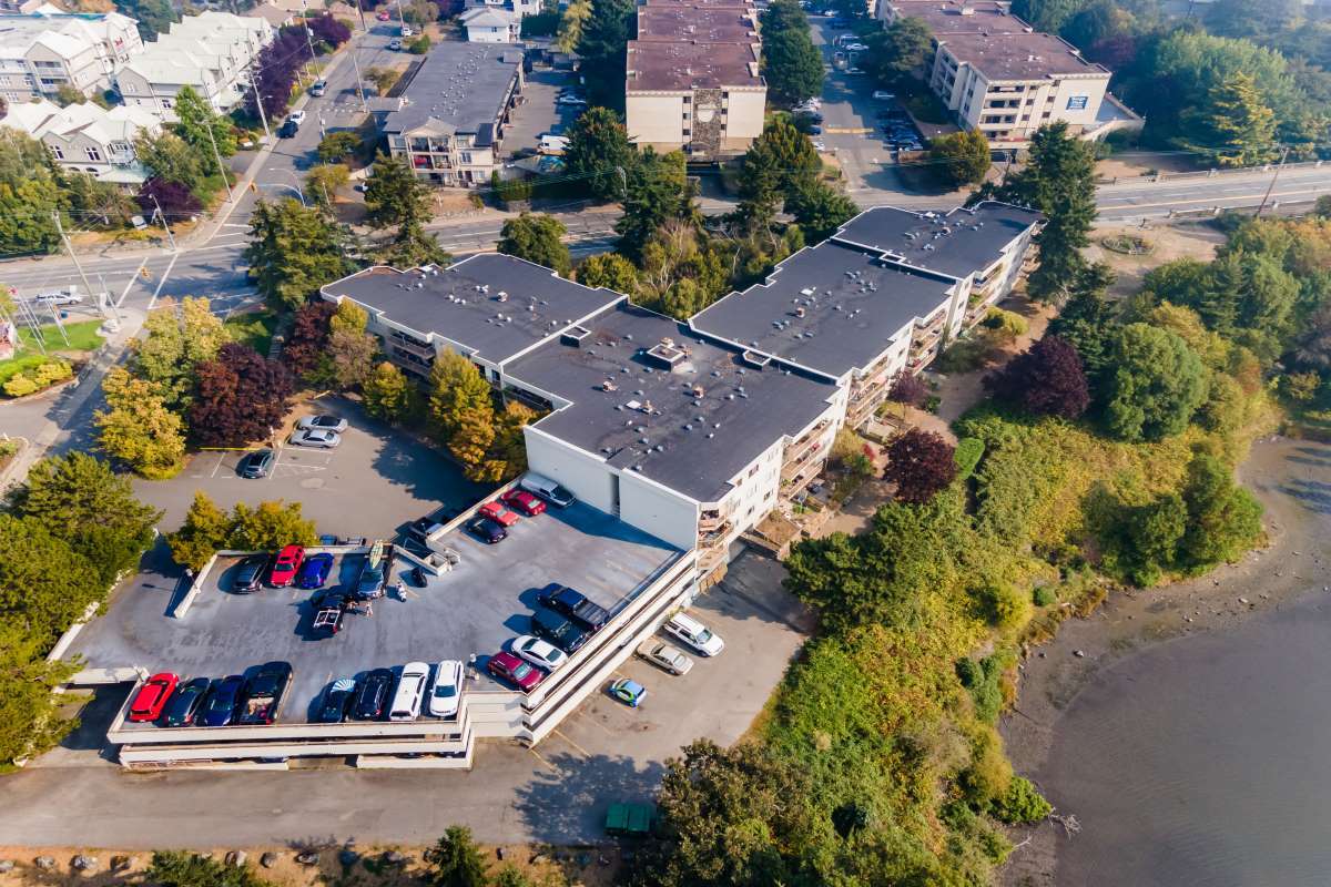 Gorge Apartments - 2 Bedroom available at 215-221,155,157 & 243 Gorge Road East 3