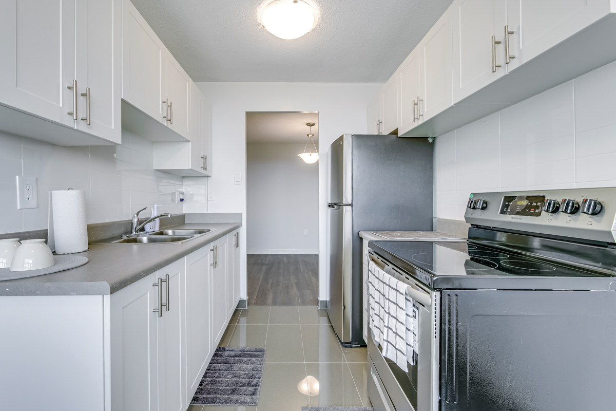Knightsbridge Kings Cross Apartments - 3 Bedroom available at 3 Knightsbridge Road, Brampton 2