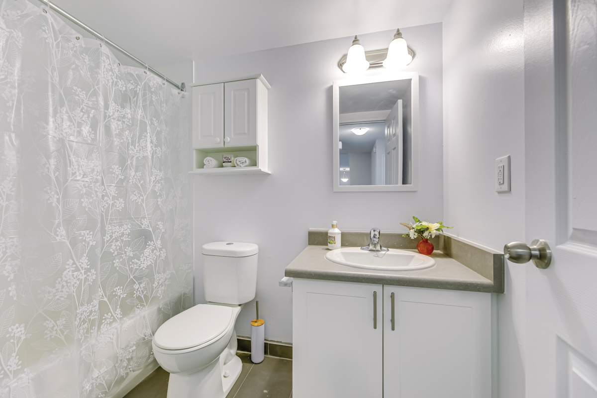 Knightsbridge Kings Cross Apartments - 3 Bedroom available at 3 Knightsbridge Road, Brampton 4