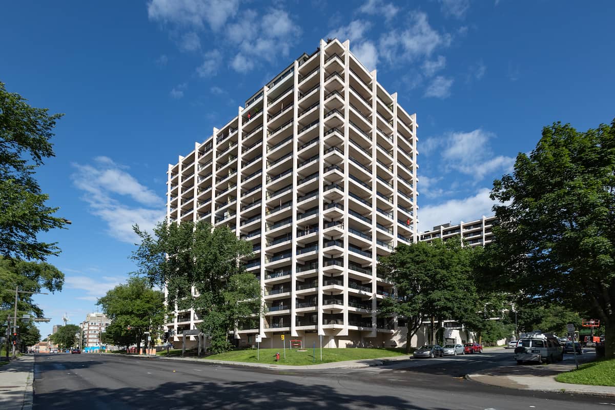 Les Habitats Apartments - 1 Bedroom available at 440 Père-Marquette, 435 Chemin Ste-Foy 3