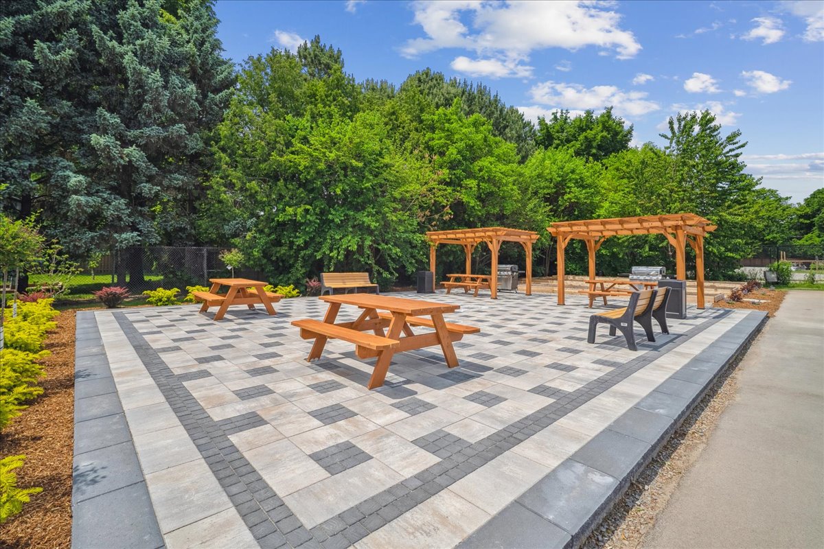 Edinburgh Manor Apartments - 2 Bedroom available at 640 Guelph Line, Burlington 3