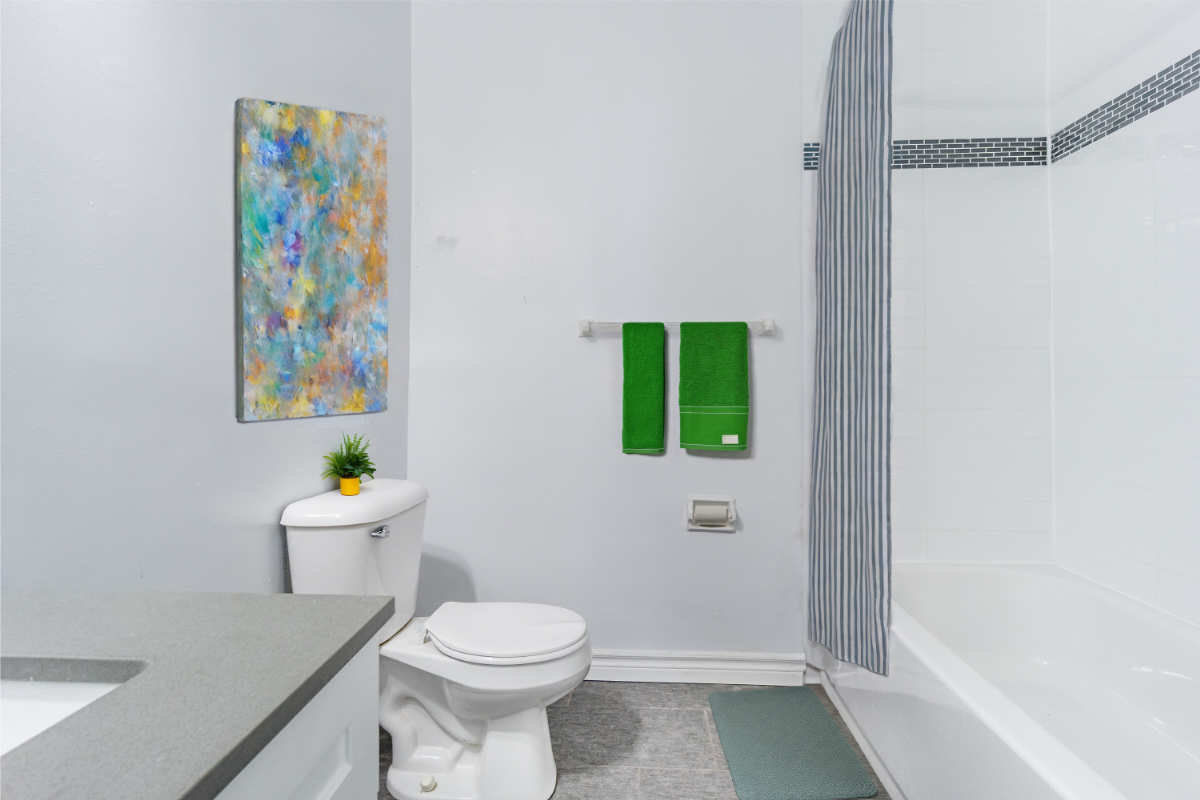 Oxford Square - 1 Bedroom available at 727-769 Second Street, London 5