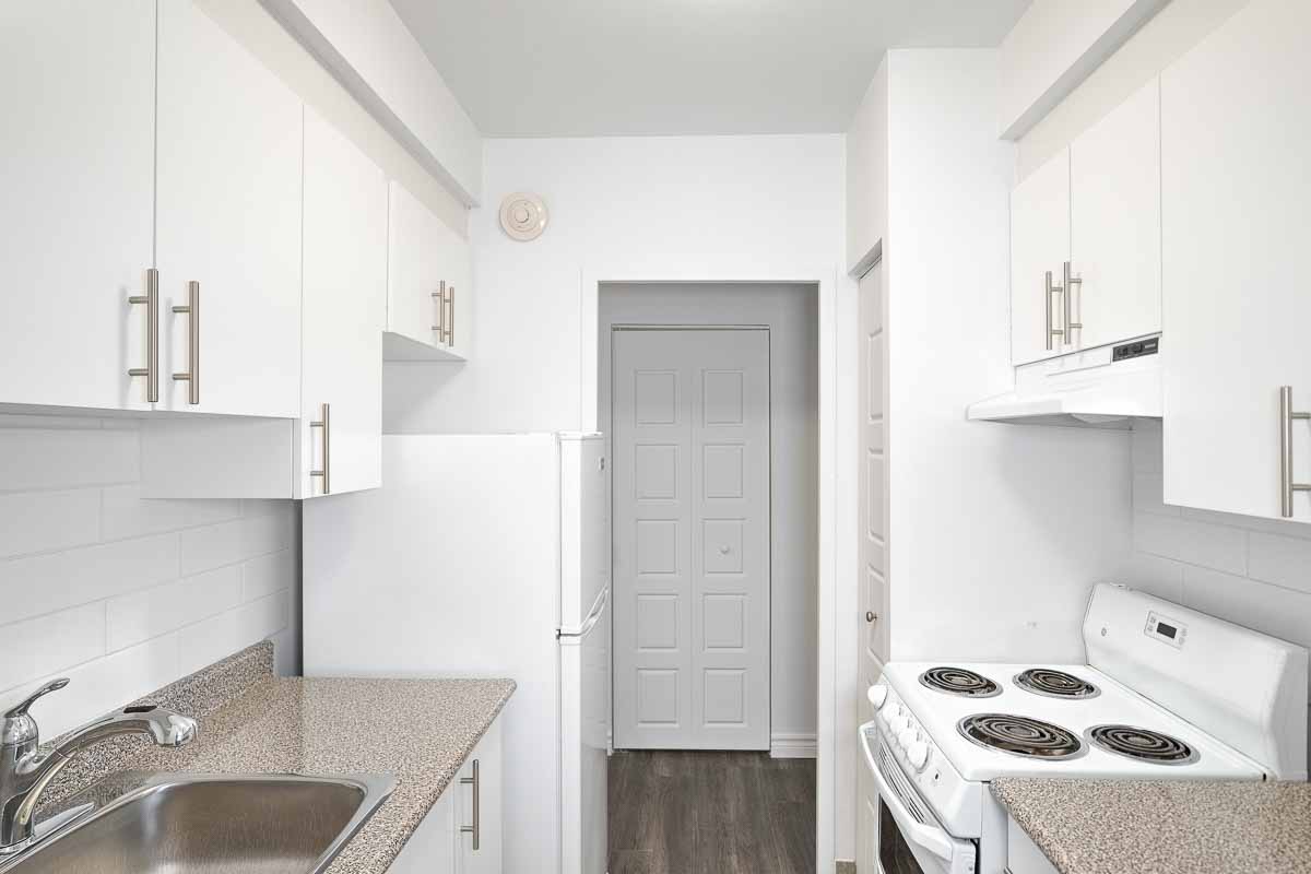 Sunnybrooke - 1 Bedroom available at 5460 Sunnybrooke Avenue, Côte Saint-Luc 4