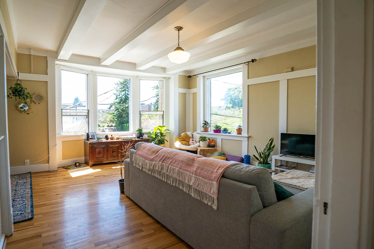 October Mansion - 2 Bedroom available at 1030 Cook Street, Victoria 5