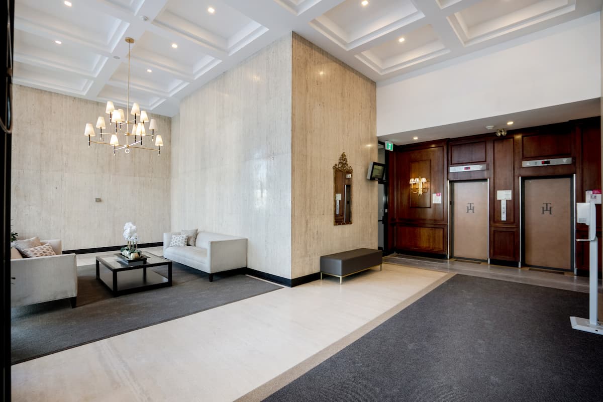 Tower Hill East - 2 Bedroom available at 330 Spadina Road, Toronto 2