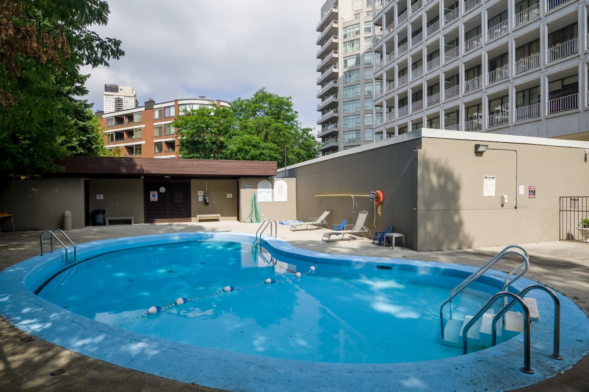 Tower Hill East - 2 Bedroom available at 330 Spadina Road, Toronto 5