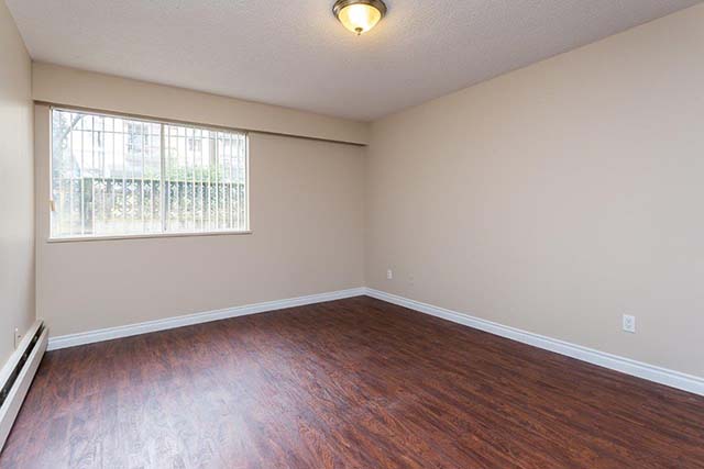 Daylin Manor Apartments - 1 Bedroom available at 515 Ninth Street, New Westminster 3