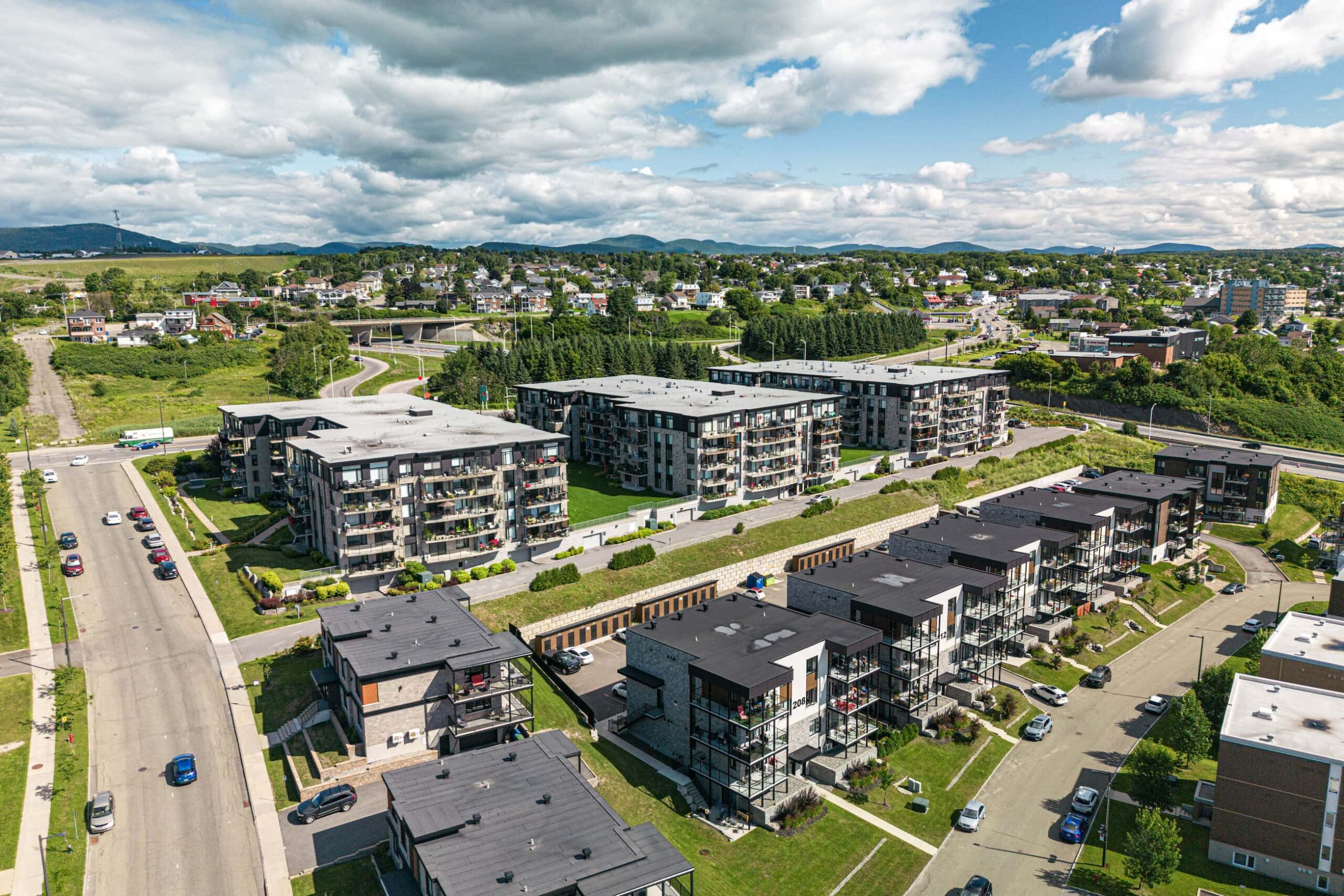 Les Belvédères sur le Fleuve Beauport Apartments - 1 Bedroom + Den - 1320, 1330 and 1340 boulevard des Chutes 2